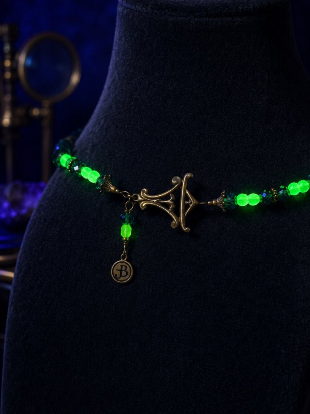 JB Originals – Urania -  Uranium Glass Necklace & Earring Set - Picture 11 of 17